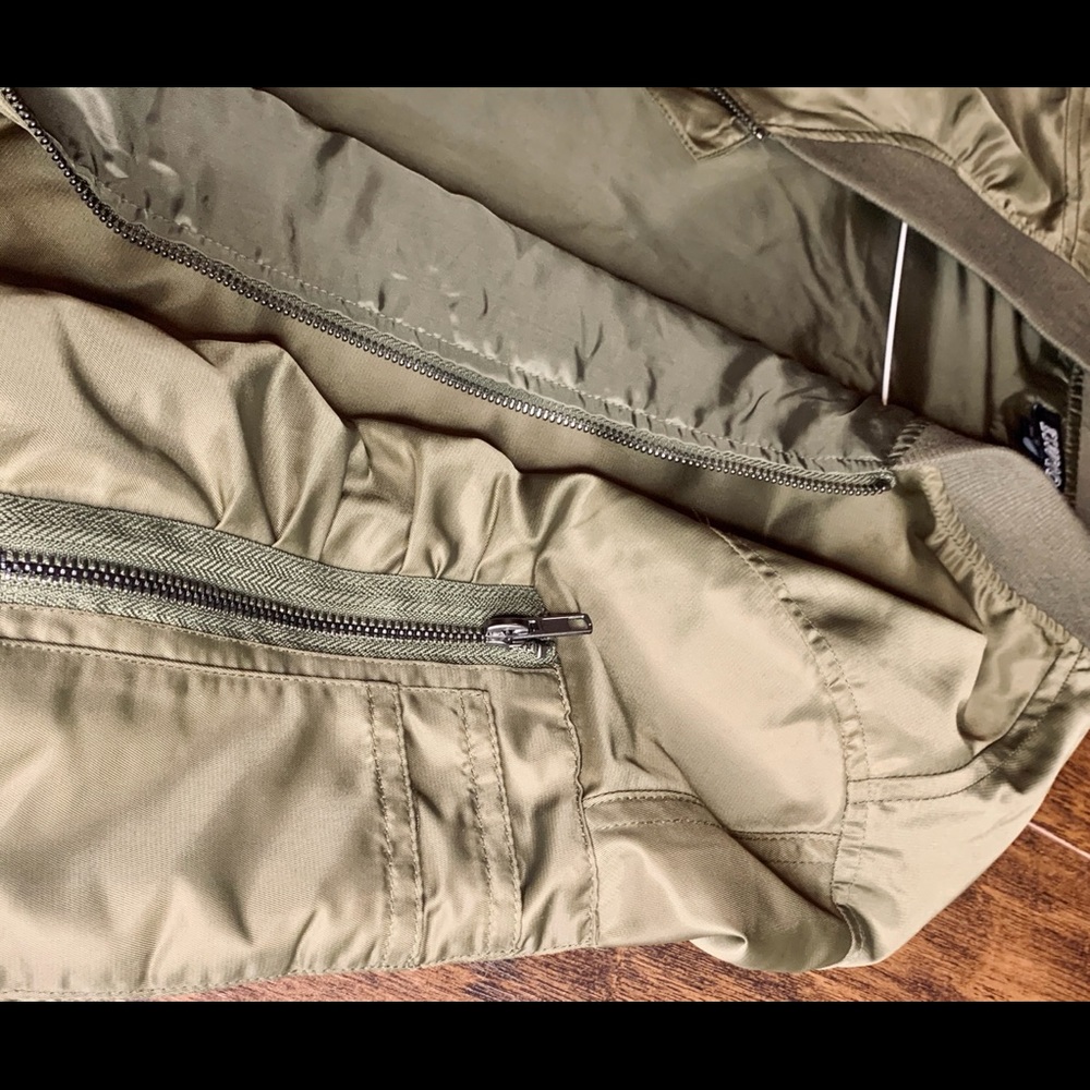 ELWOOD Army Green Nylon Bomber Jacket XL skate - Picture 5 of 7